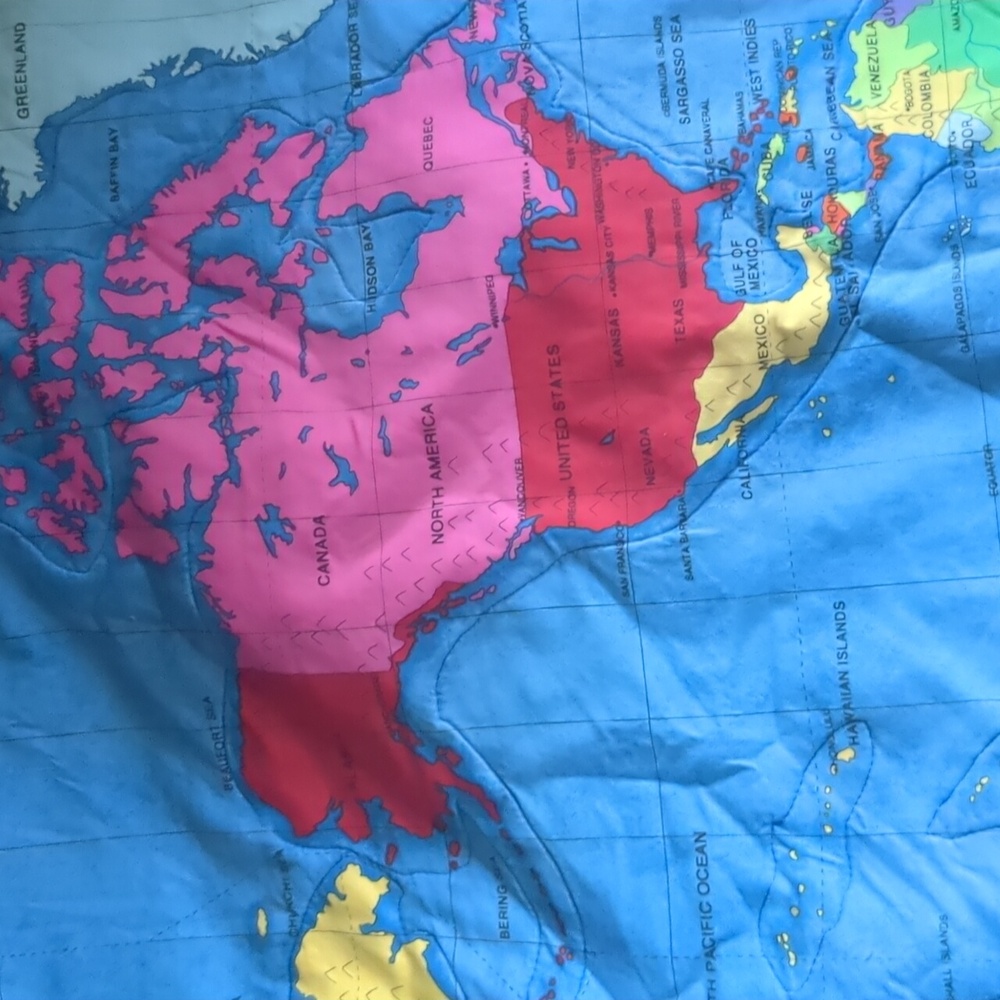 World Map Quilt - Picture 4 of 6